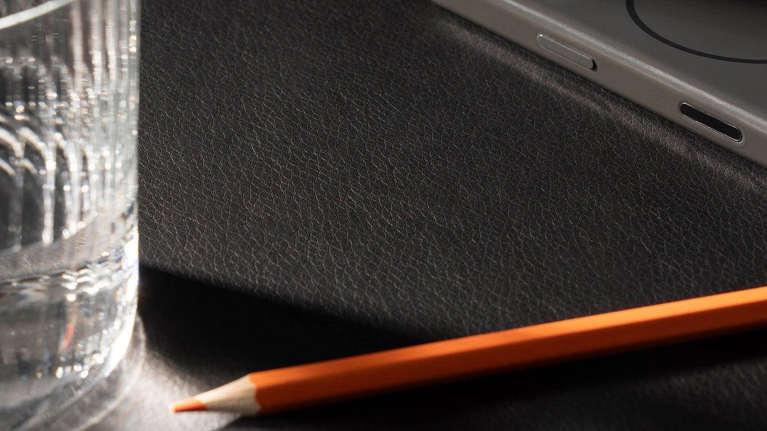 How to Properly Clean a Leather Desk Pad?